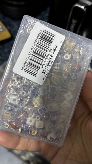pendientes coreares y cositas para hacer pulseras