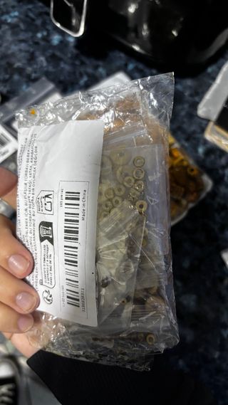 pendientes coreares y cositas para hacer pulseras