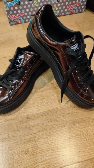 Deportivas Puma Marrones y Negras