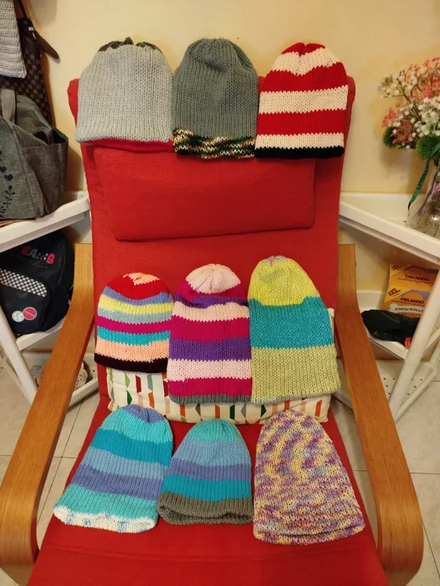 Gorros de lana tejidos a mano