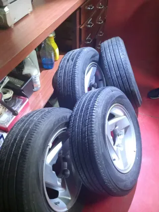 Ruedas Suzuki Jimny 205/70R15 96H