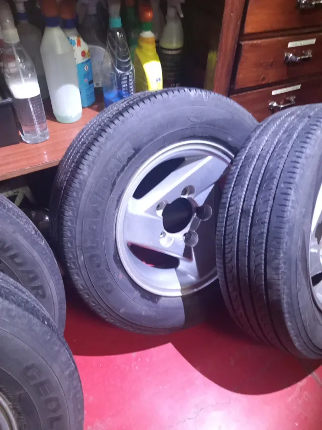 Ruedas Suzuki Jimny 205/70R15 96H