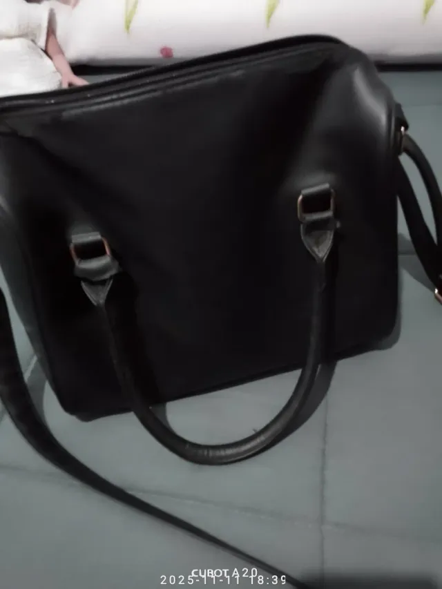 Bolsos negros (LOS REGALO)