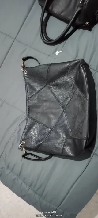 Bolsos negros (LOS REGALO)
