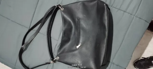 Bolsos negros (LOS REGALO)