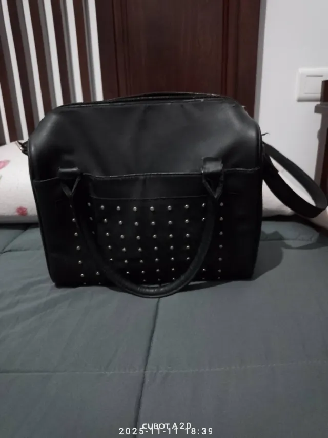 Bolsos negros (LOS REGALO)
