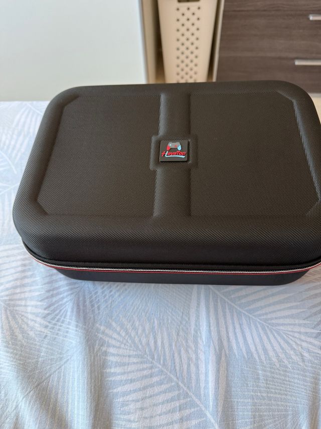 Maletín Heystop para Switch 2, nuevo.