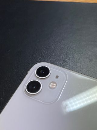 iPhone 11 + Accessori