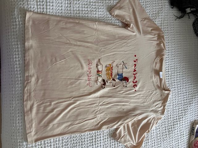 Camiseta Shein Beige con Estampado de Higo