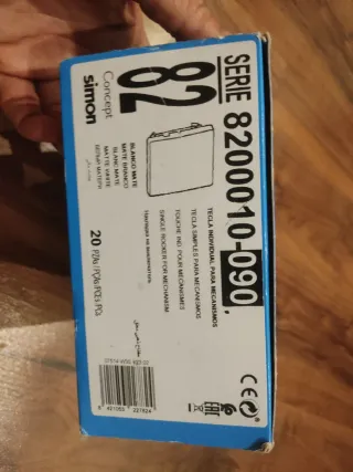 Simon Serie 82 Tecla Individual Pack 20