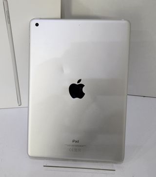 Apple iPad 9ª Gen 10.2 64GB Wi-Fi Plata