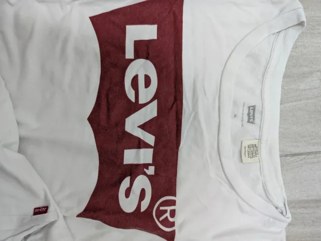 T-shirt Levi's bianca con logo