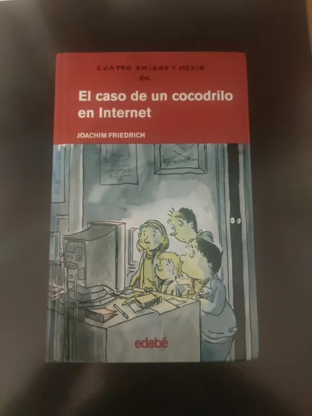 4 AMIGOS Y 1/2: EL CASO DE UN COCODRILO EN INTE...