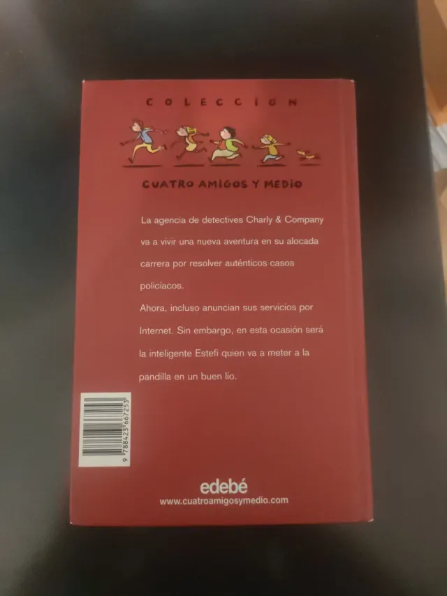 4 AMIGOS Y 1/2: EL CASO DE UN COCODRILO EN INTE...