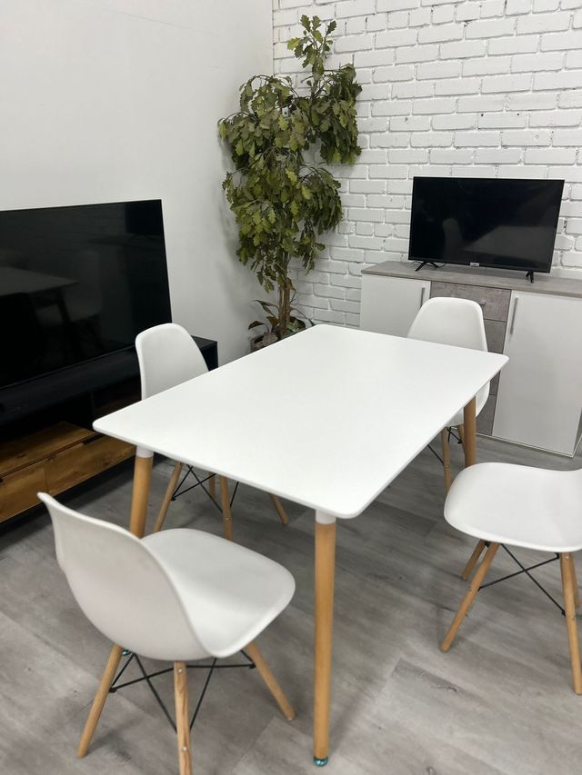 Conjunto mesa y 4 sillas estilo nórdico NUEVO