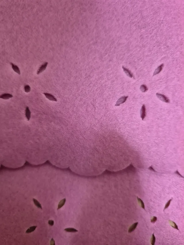 Bufanda suave, sin estrenar en un bonito tono rosa