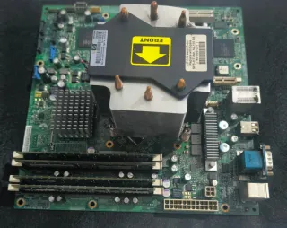 Torre HP Xeon 2.33 GHz · 7 GB RAM · Placa HP