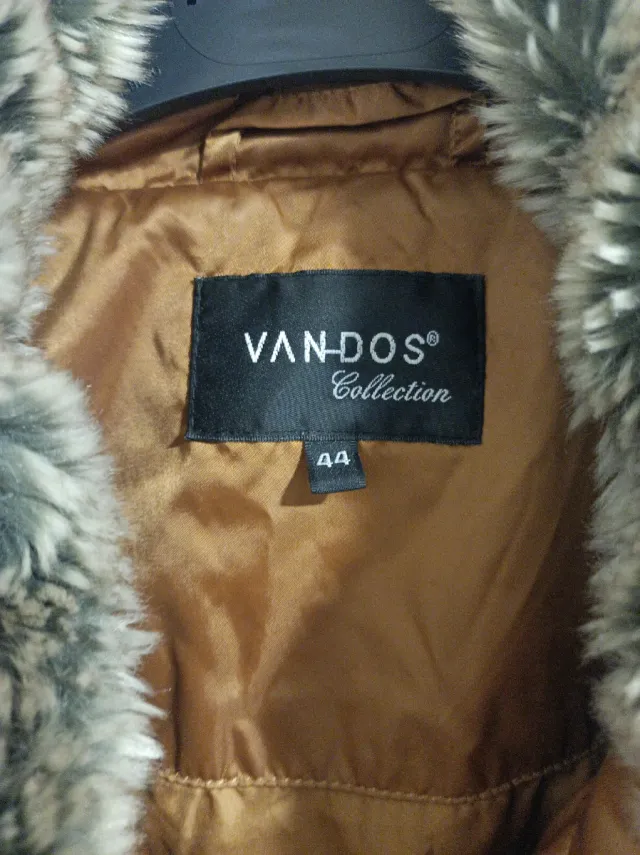 Cazadora  marrón talla 44