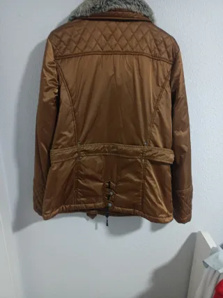 Cazadora  marrón talla 44