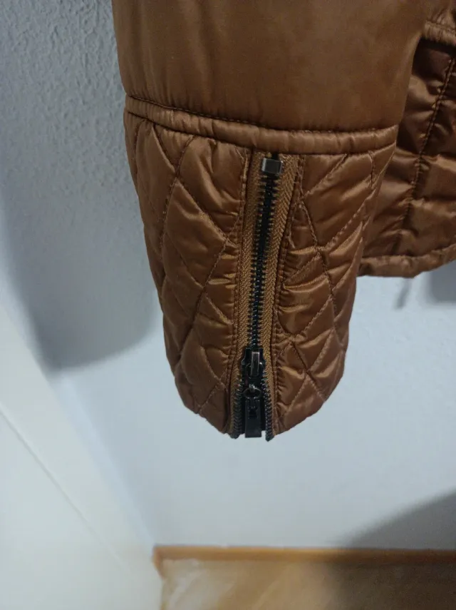 Cazadora  marrón talla 44