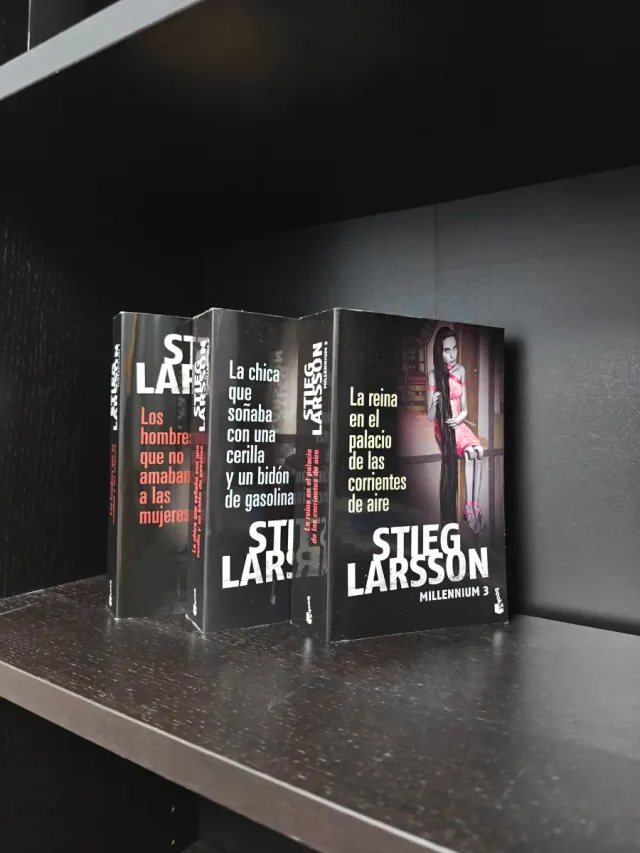 Trilogía Millenium de Stieg Larsson en tapa blanda