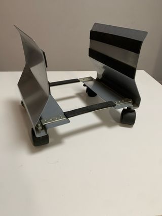 Soporte regulable para ordenador,con ruedas