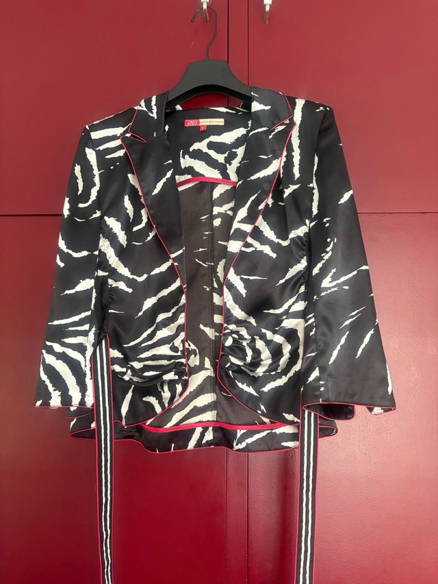 Chaqueta fiesta ceremonia estampado cebra