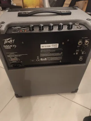 Amplificador Bajo Peavey Max 100