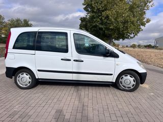 Mercedes-Benz Vaneo 2004
