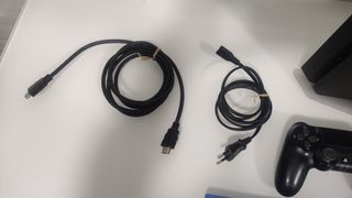 PS4 Slim 1TB Negra + 10 Juegos + Accesorios