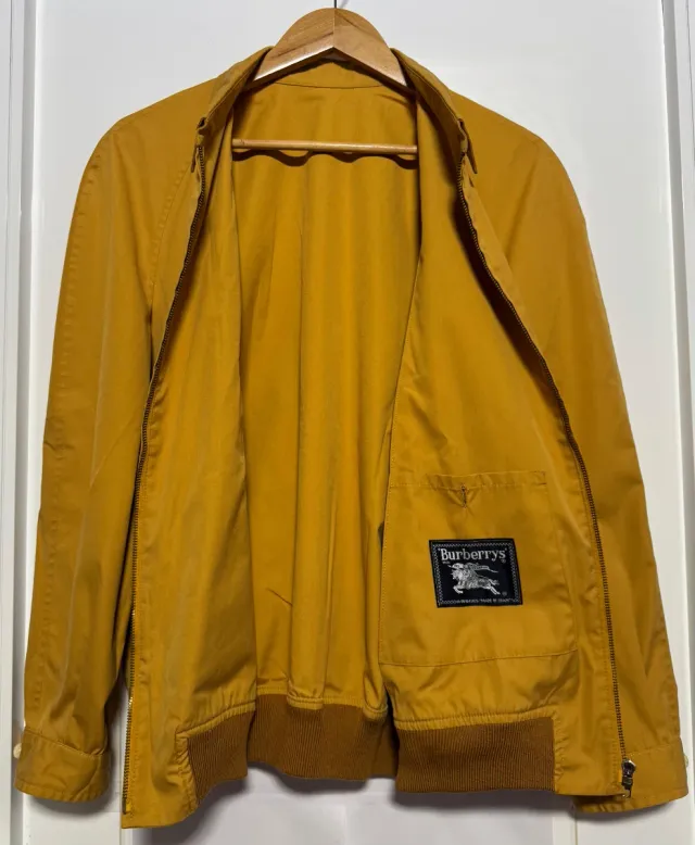 Chaqueta Burberry Amarilla Talla M