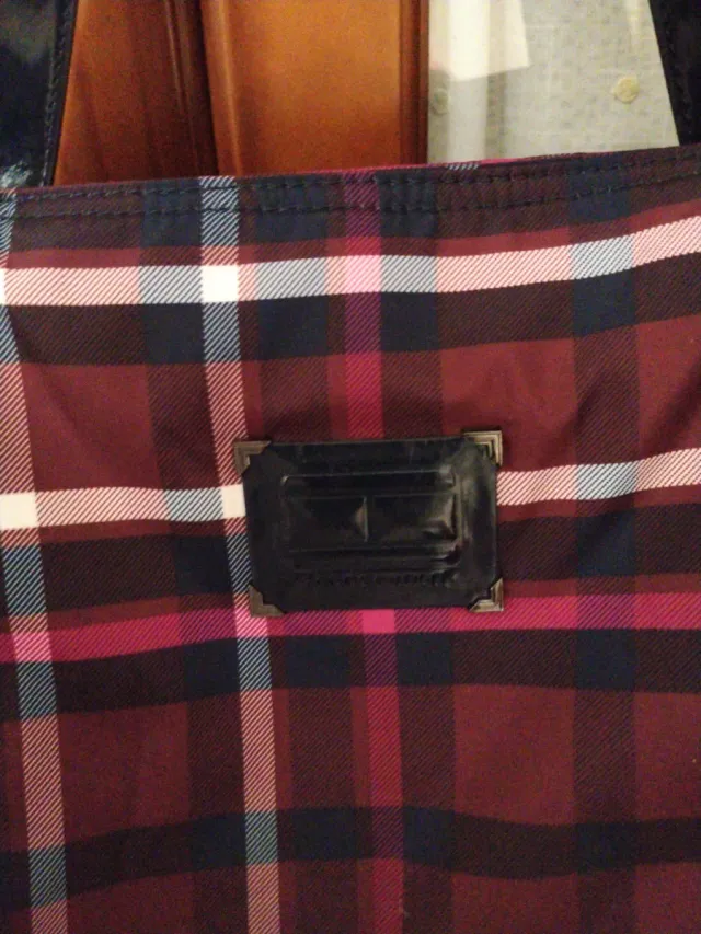 Bolso de mano a cuadros