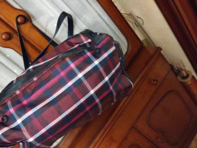 Bolso de mano a cuadros