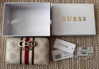 Cartera Guess Monedero Beige y Rojo