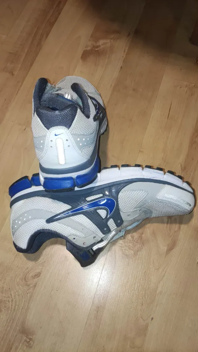 Zapatillas Nike Pegasus 27 Talla 44'5