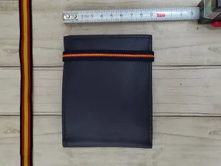 CARTERA MONEDERO PIEL CIERRE BANDERA + REGALO PULS