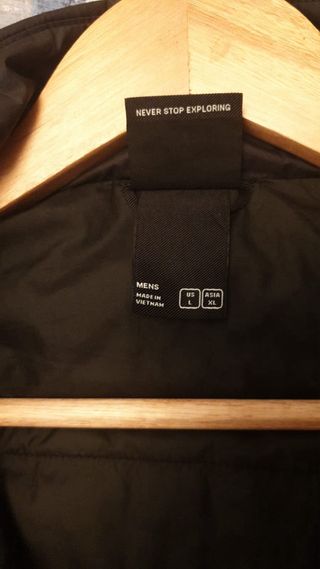 Cazadora The North Face Negra