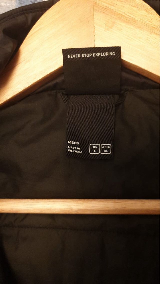 Cazadora The North Face Negra