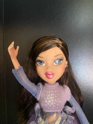 Muñeca bratz ice champions