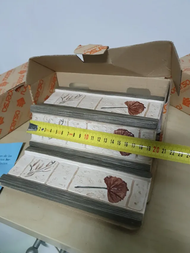 Conjunto de 18 Baldosas Cerámicas Decoradas