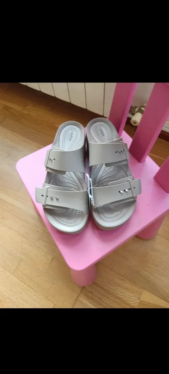 Chanclas Crocs Beige Talla 39-40