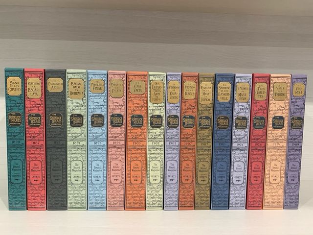 Lote de 16 novelas de Sherlock Holmes.