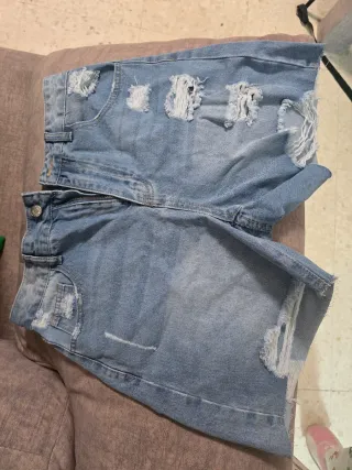 Shorts vaqueros rotos