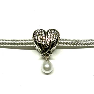 Charm Corazón Alado con Perla Plata