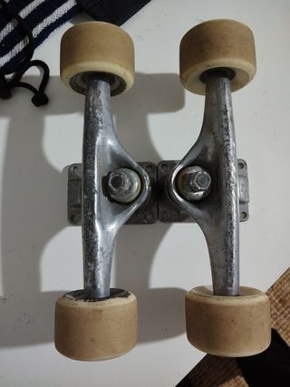 Ejes Skate Powell Mini Logo 159