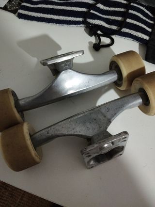 Ejes Skate Powell Mini Logo 159