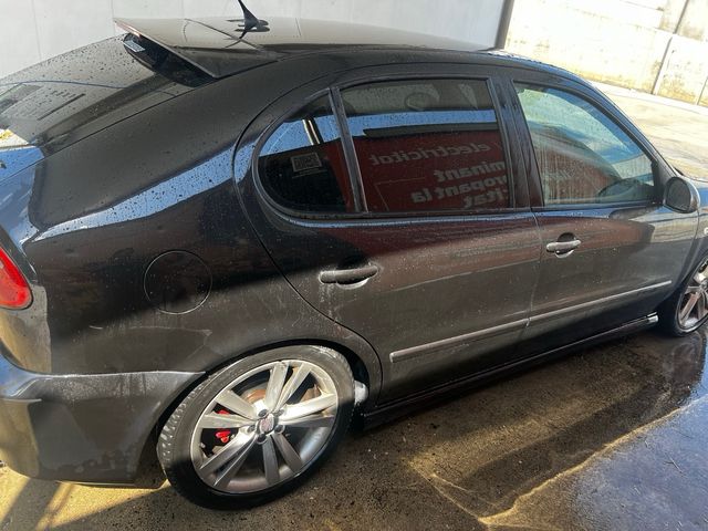SEAT Leon 2004