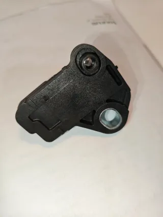 Sensor de cigueñal. Citroen c4 1.6 HDI 110cv 2007.