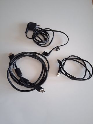 PS4 500GB + 2 Mandos (Oro y Rojo)