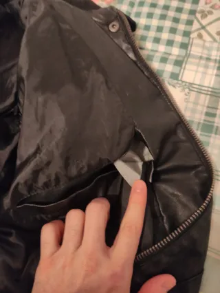 Chupa de cuero sintético